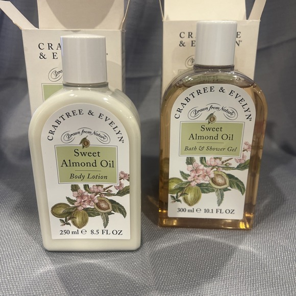 Crabtree & Evelyn London‎ Sweet ALMOND Oil Body Lotion + Shower Gel Set 1995 VTG - Picture 2 of 5